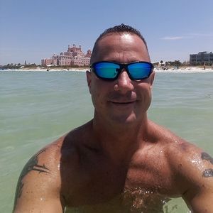 Meet your Posher, Christopher